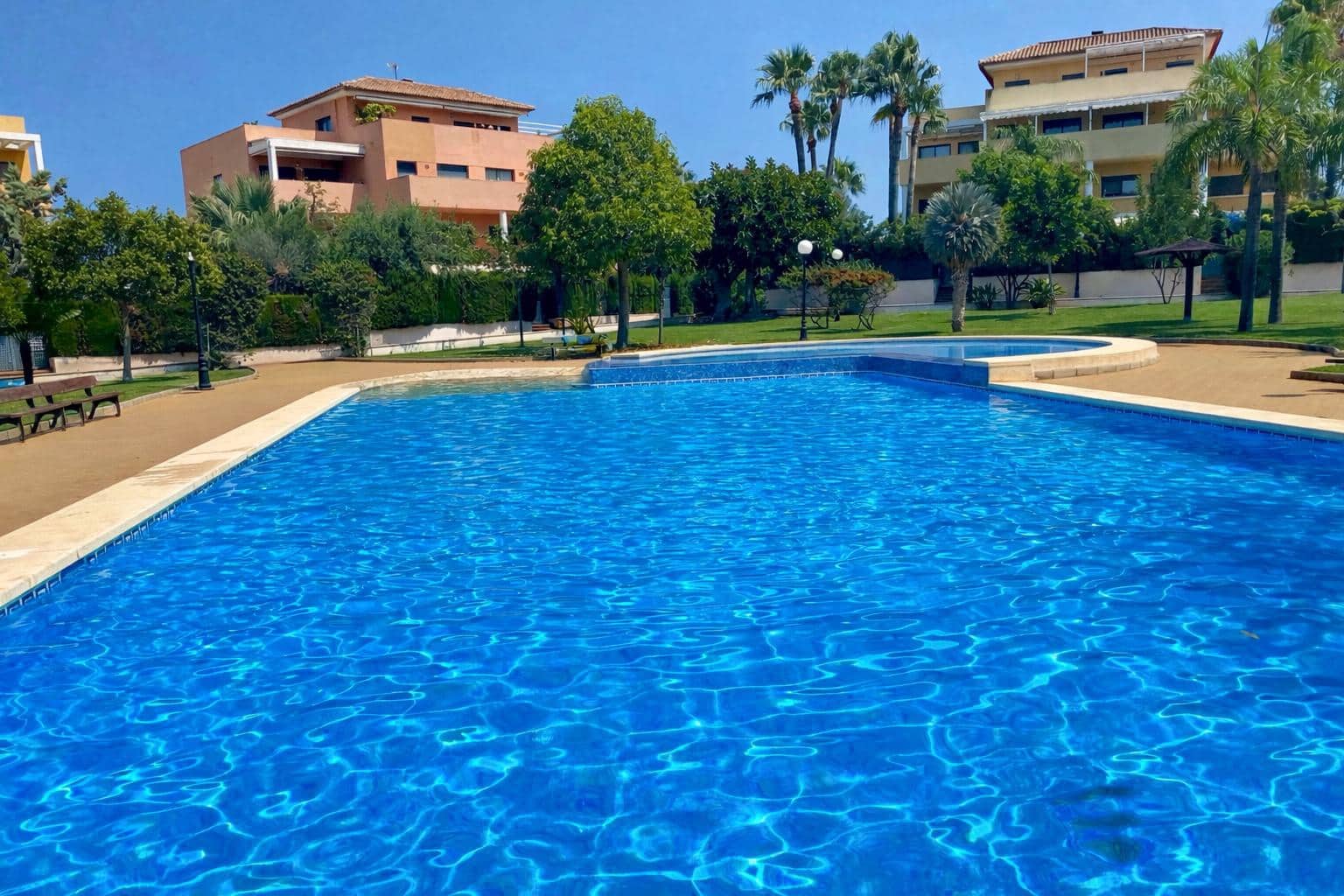 4 slaapkamer Appartement te koop in Denia met zwembad garage - € 605.000 (Ref: 9839815)