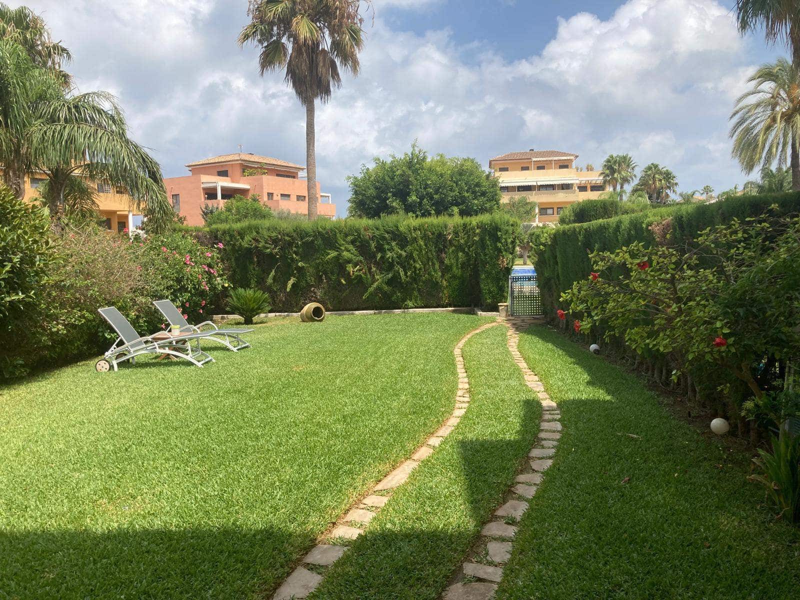 4 slaapkamer Appartement te koop in Denia met zwembad garage - € 605.000 (Ref: 9839815)