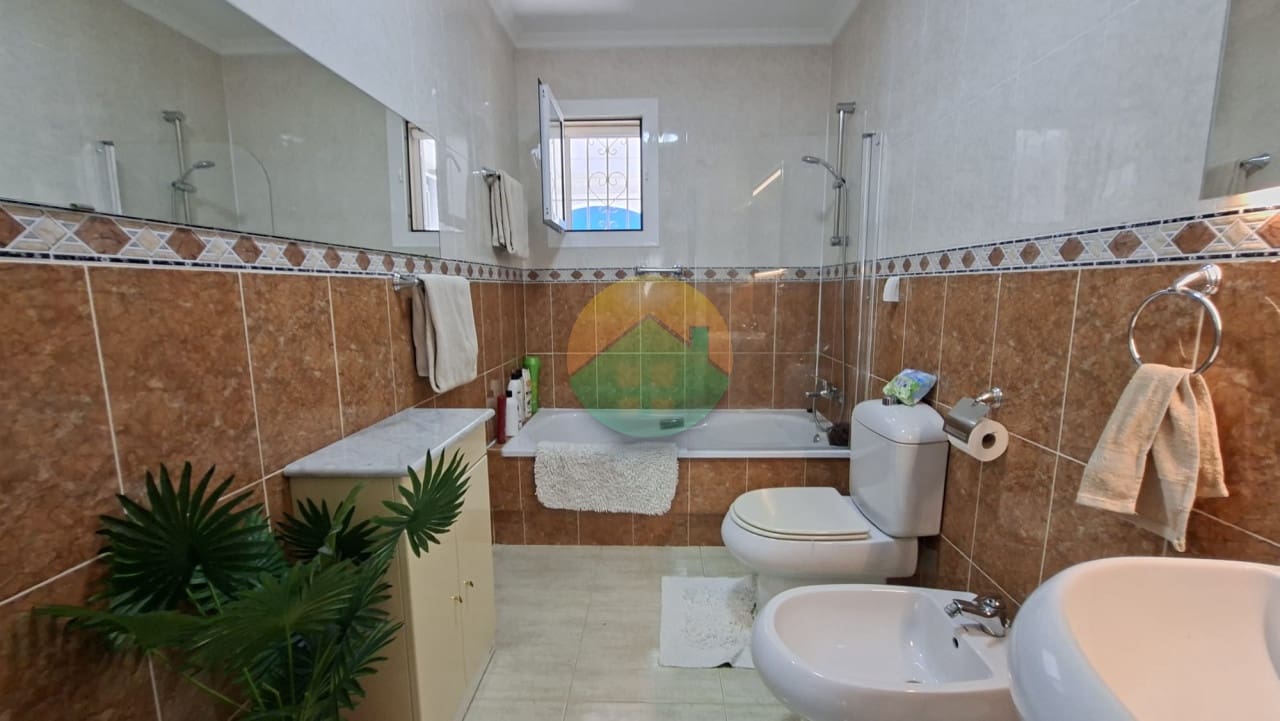 3 bedroom Villa for sale in Camposol with pool garage - € 299,995 (Ref: 10000529)