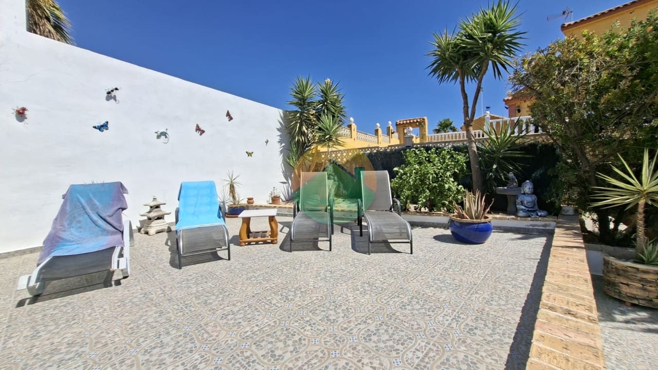 3 bedroom Villa for sale in Camposol with pool garage - € 299,995 (Ref: 10000529)