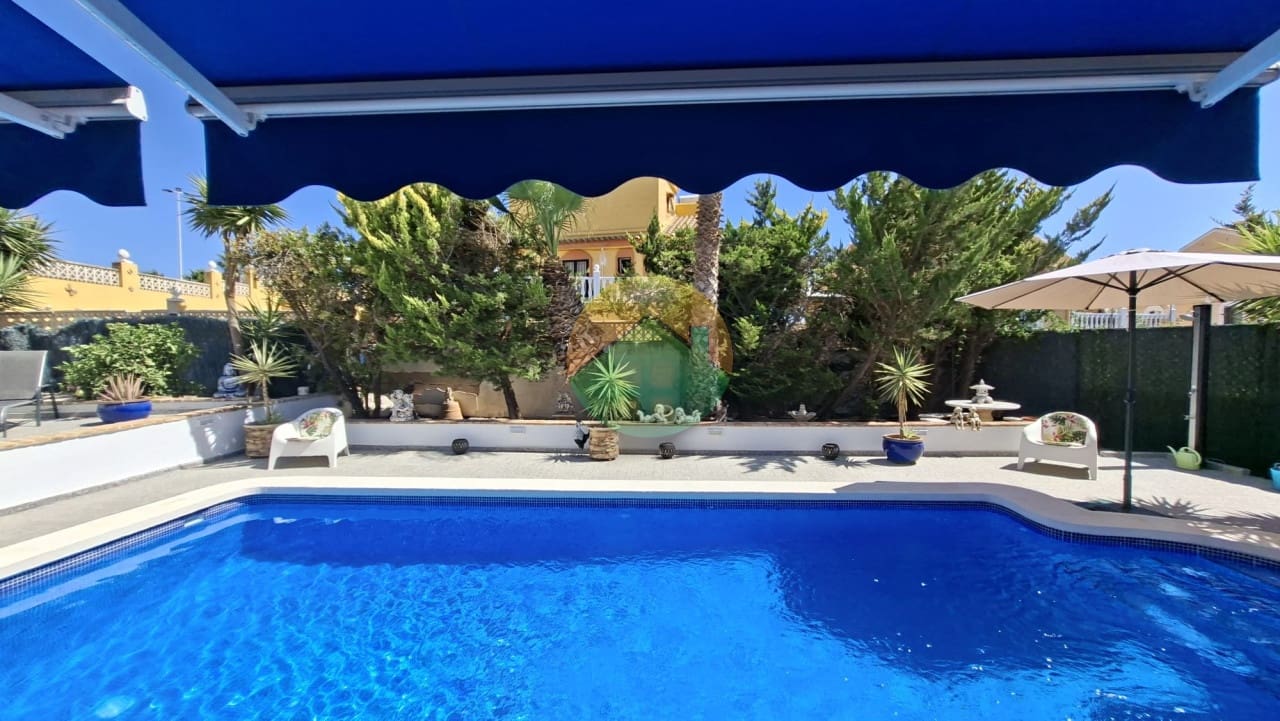 3 bedroom Villa for sale in Camposol with pool garage - € 299,995 (Ref: 10000529)