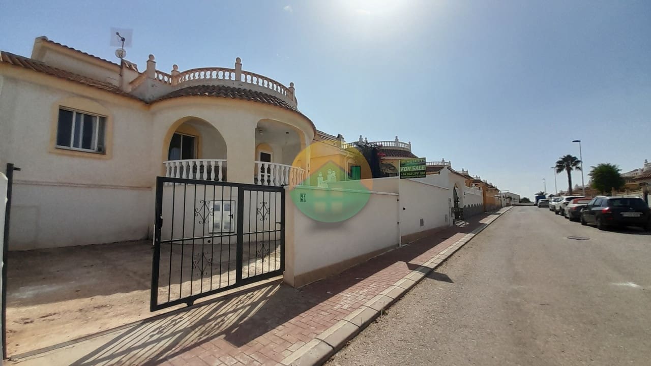 3 sovrum Villa till salu i Camposol med pool garage - 195 000 € (Ref: 10009351)
