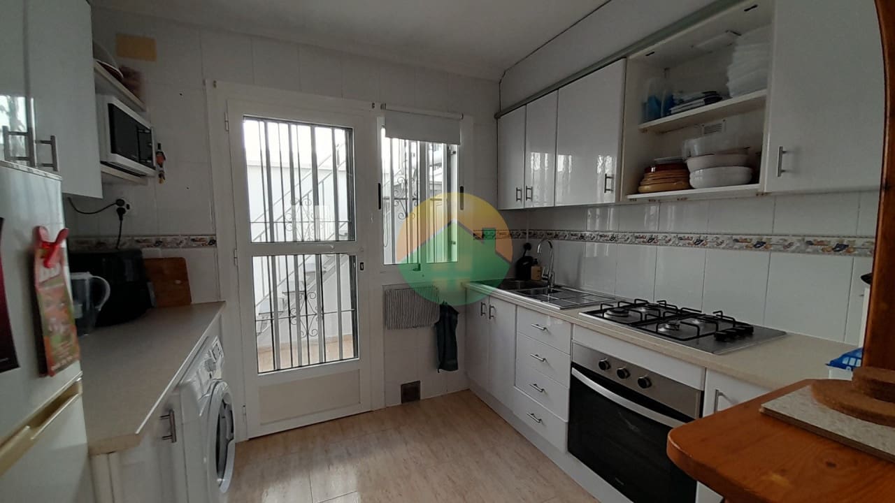 2 slaapkamer Rijtjeshuis te koop in Camposol met zwembad - € 119.995 (Ref: 10021319)