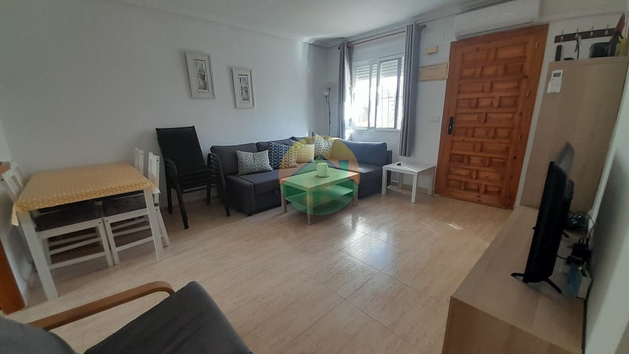 2 slaapkamer Rijtjeshuis te koop in Camposol met zwembad - € 119.995 (Ref: 10021319)