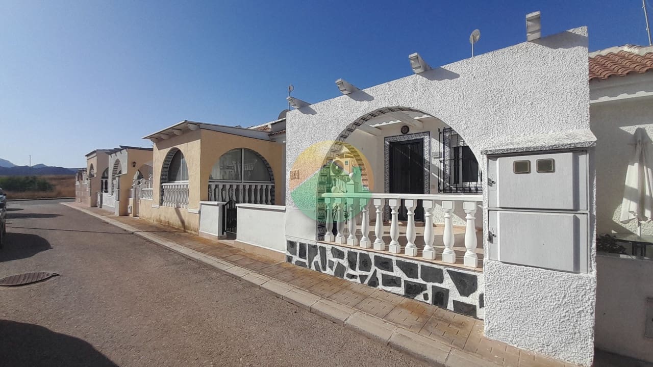 2 slaapkamer Rijtjeshuis te koop in Camposol met zwembad - € 119.995 (Ref: 10021319)