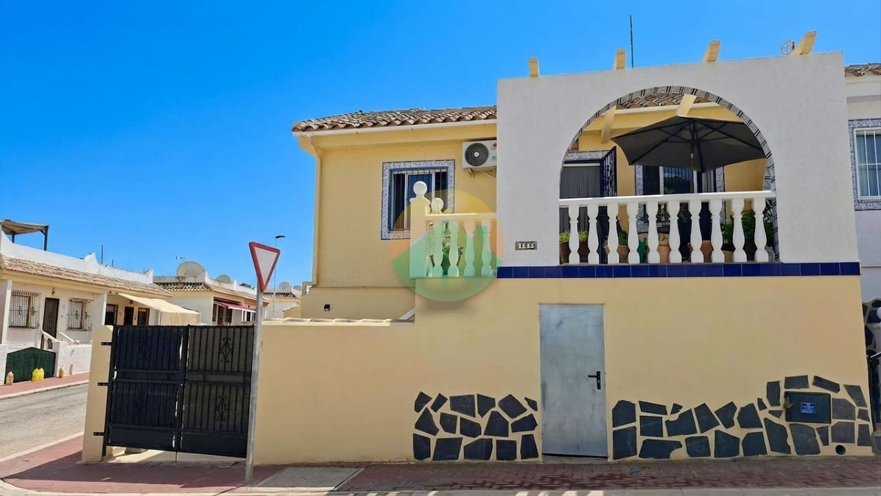 2 sypialnia Dom blizniak na sprzedaż w Camposol z basenem - 119 995 € (Ref: 10047602)