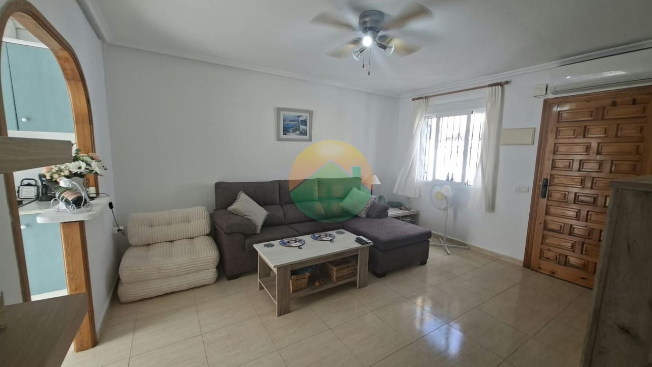 2 sypialnia Dom blizniak na sprzedaż w Camposol z basenem - 119 995 € (Ref: 10047602)