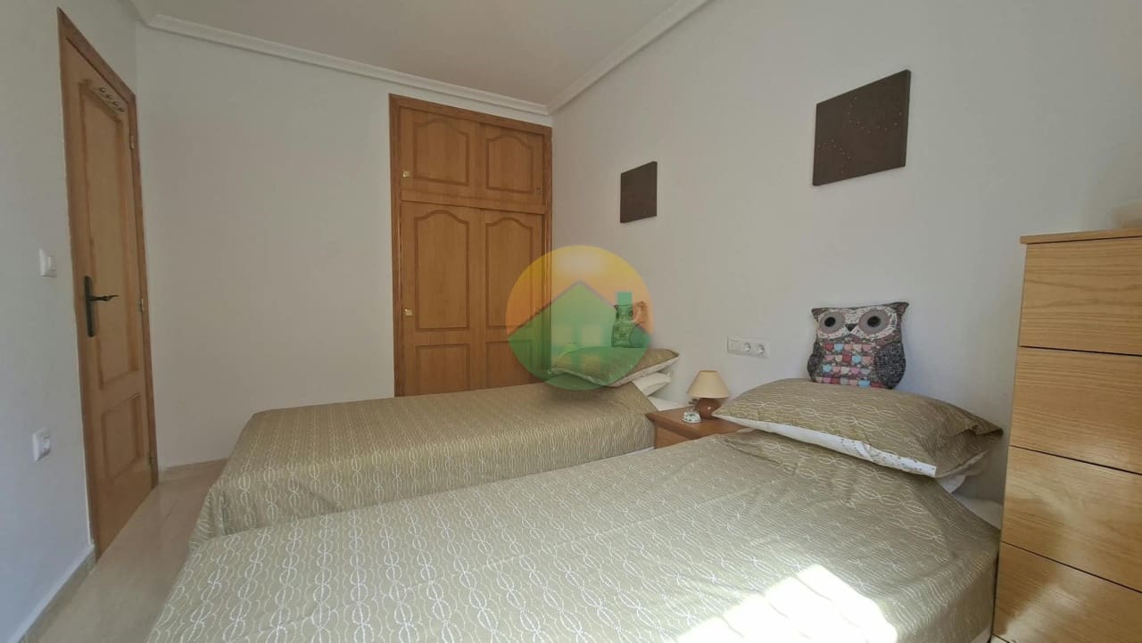 2 sypialnia Dom blizniak na sprzedaż w Camposol z basenem - 119 995 € (Ref: 10047602)