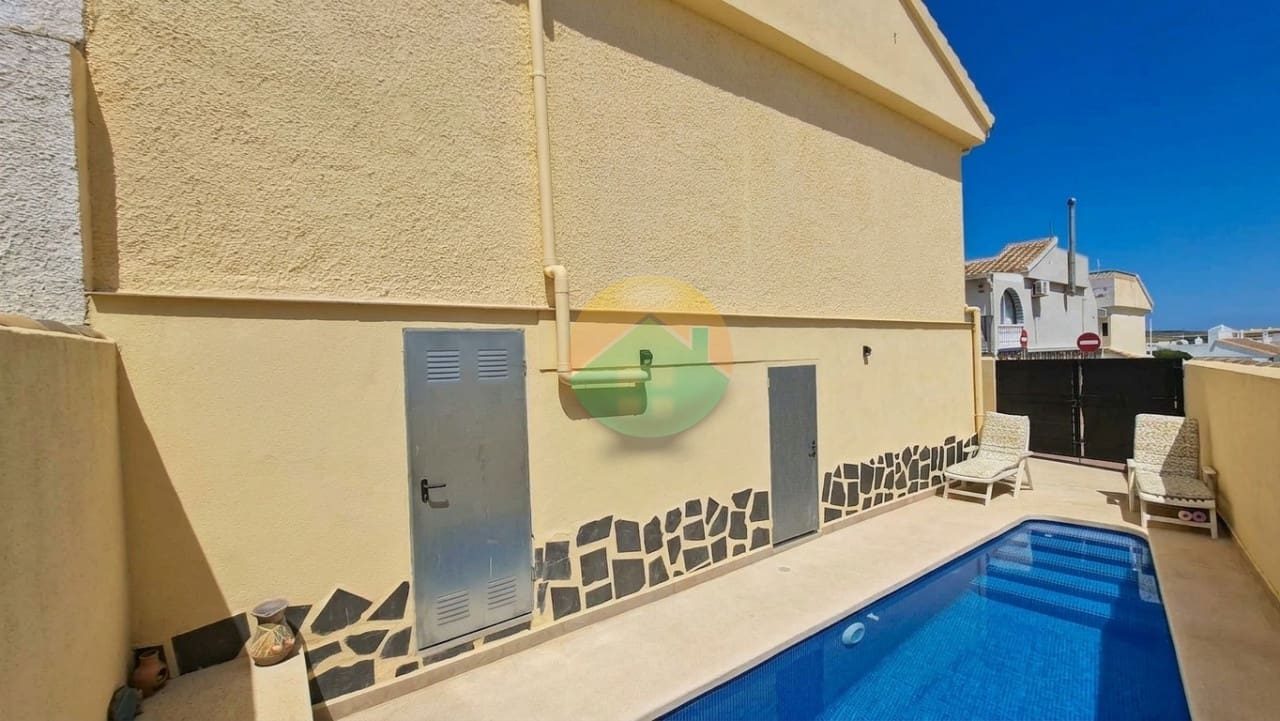 2 sypialnia Dom blizniak na sprzedaż w Camposol z basenem - 119 995 € (Ref: 10047602)