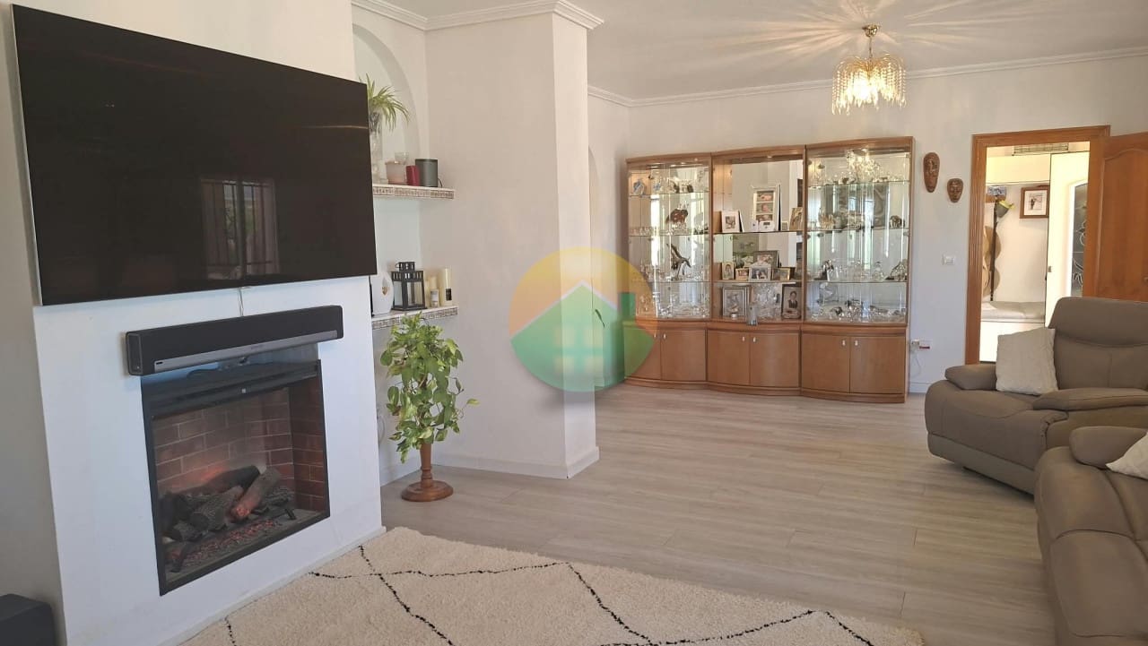 4 sovrum Villa till salu i Leiva med pool garage - 559 000 € (Ref: 10051971)