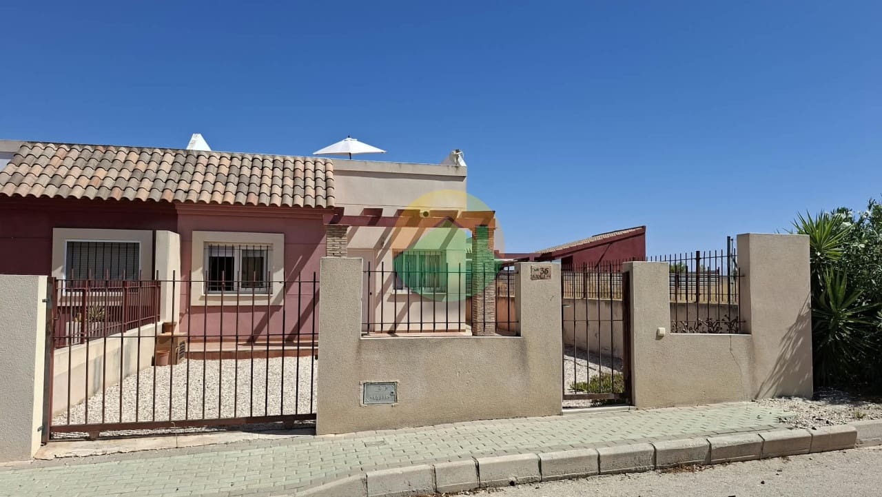 2 quarto Moradia Geminada para venda em Camposol com piscina garagem - 149 995 € (Ref: 10052052)