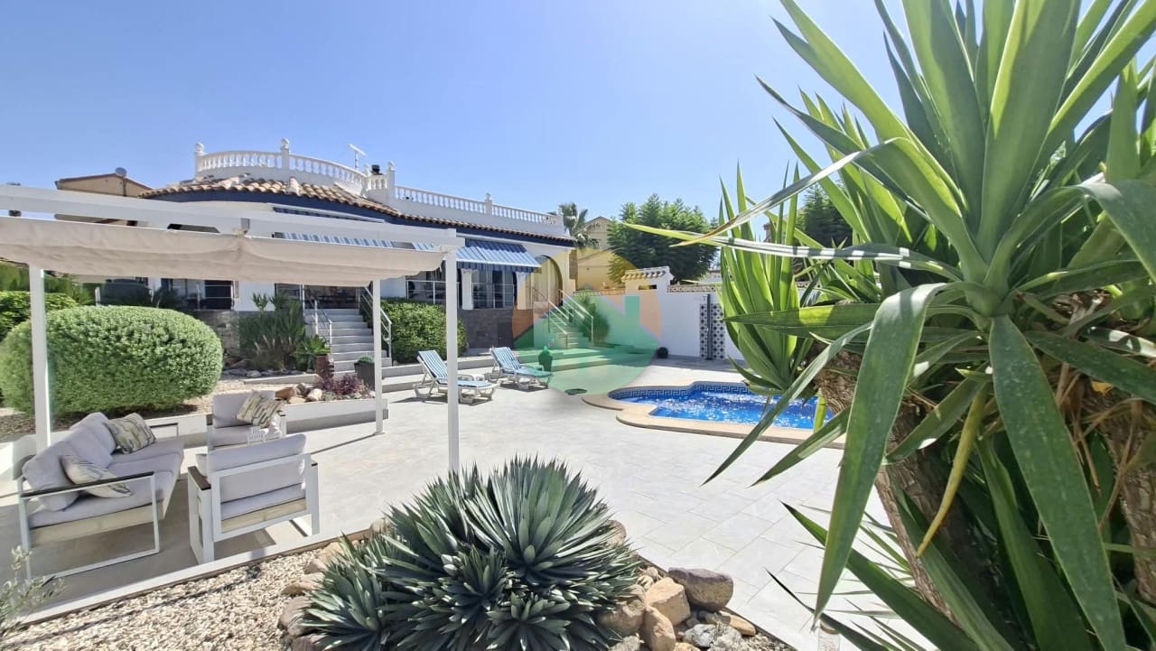 3 Zimmer Villa zu verkaufen in Camposol mit Pool Garage - 279.995 € (Ref: 10060884)