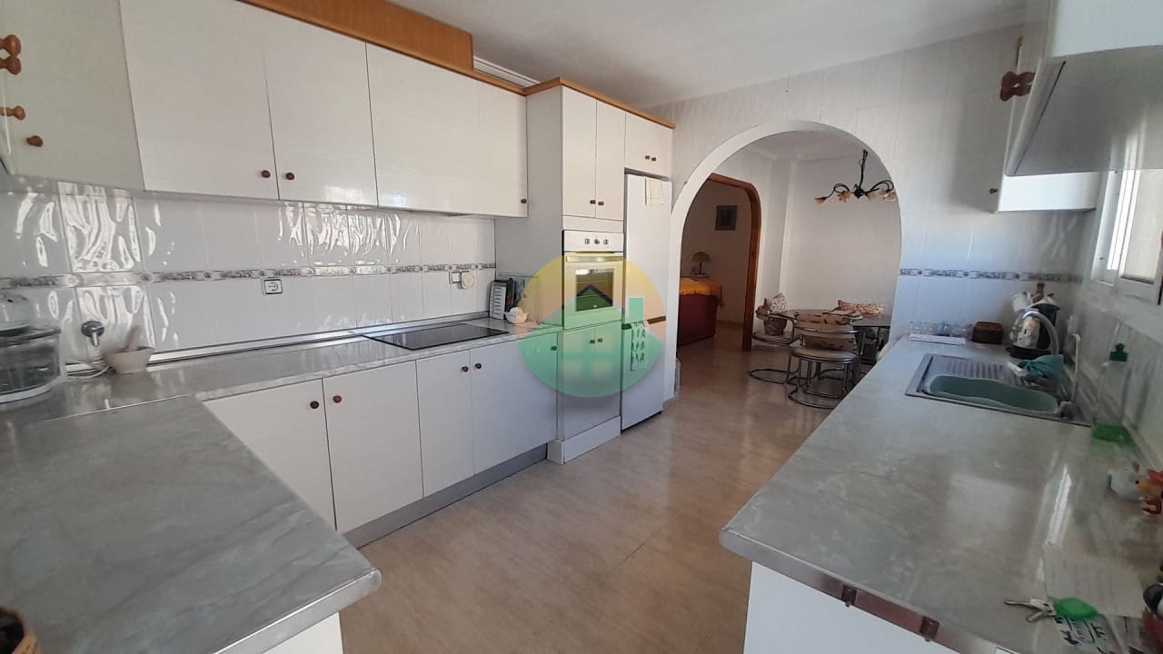 5 slaapkamer Villa te koop in Camposol met zwembad garage - € 315.000 (Ref: 10076809)