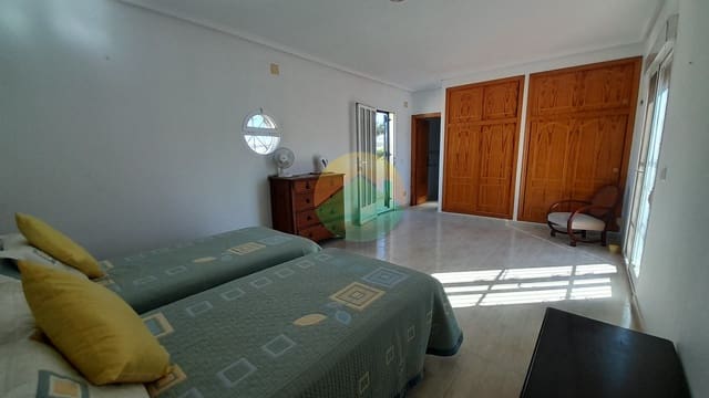 5 slaapkamer Villa te koop in Camposol, Mazarrón met zwembad garage - € 315.000 (Ref: 10076809)