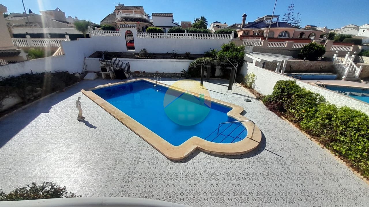 5 slaapkamer Villa te koop in Camposol met zwembad garage - € 315.000 (Ref: 10076809)