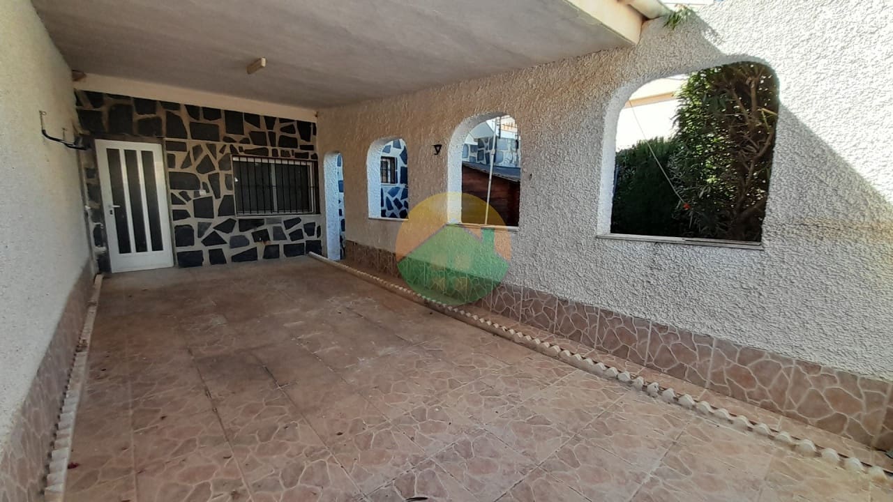 5 slaapkamer Villa te koop in Camposol met zwembad garage - € 315.000 (Ref: 10076809)
