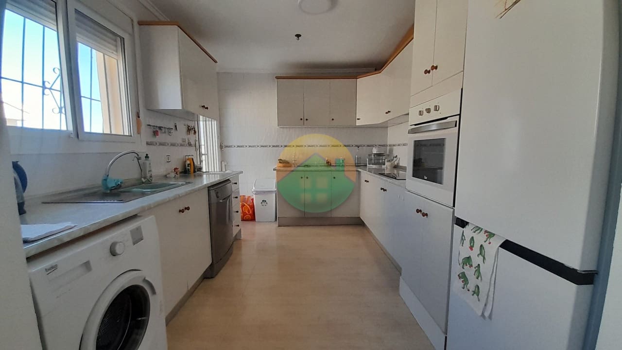5 slaapkamer Villa te koop in Camposol met zwembad garage - € 315.000 (Ref: 10076809)