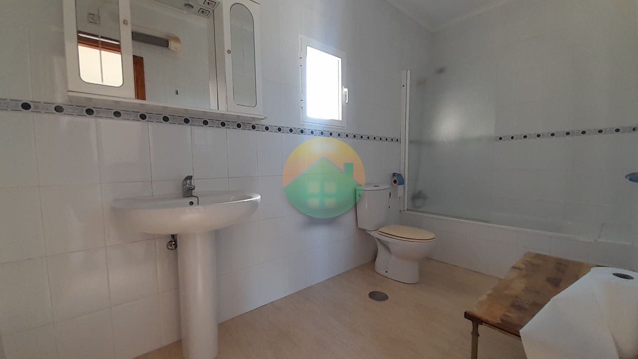 5 slaapkamer Villa te koop in Camposol met zwembad garage - € 315.000 (Ref: 10076809)