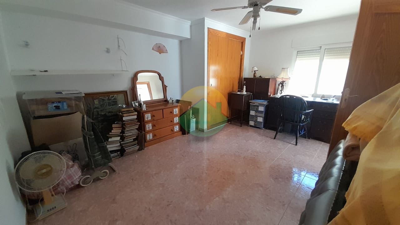 5 slaapkamer Villa te koop in Camposol met zwembad garage - € 315.000 (Ref: 10076809)