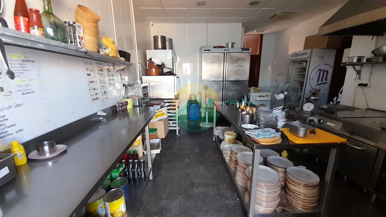 Restaurante/Bar para venda em Puerto de Mazarron - 150 000 € (Ref: 10081745)