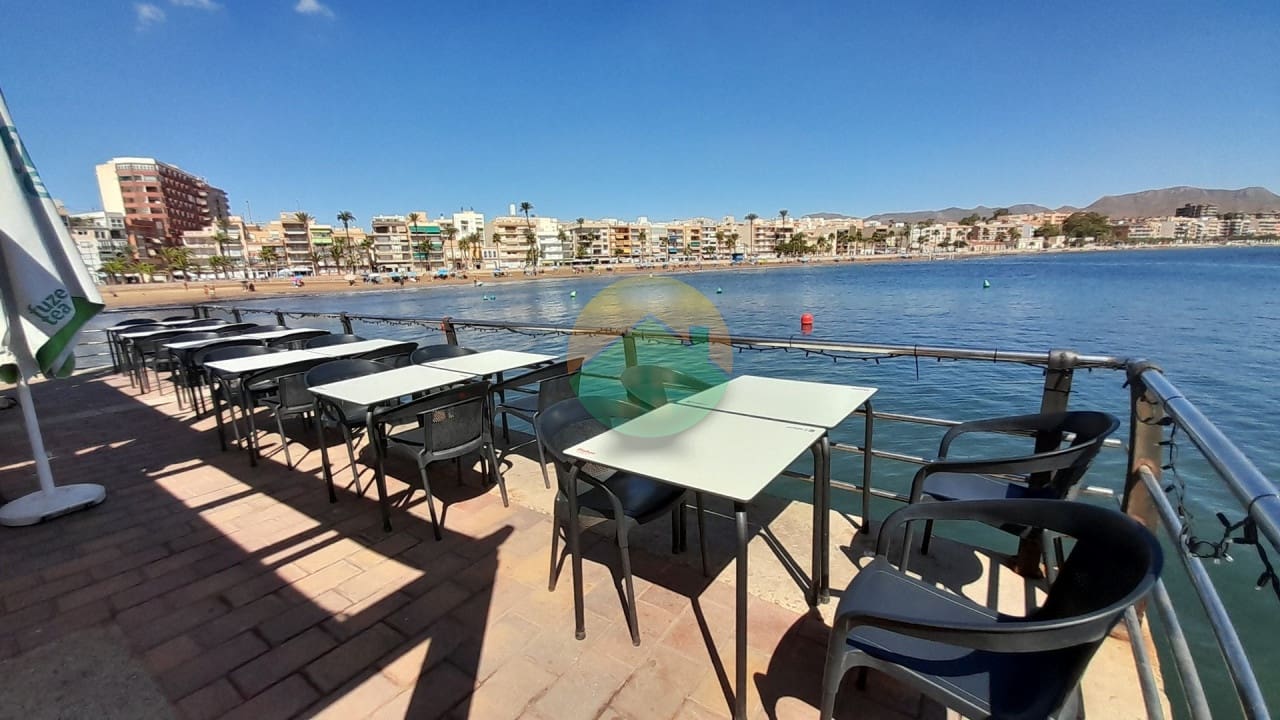 Restaurante/Bar para venda em Puerto de Mazarron - 150 000 € (Ref: 10081745)