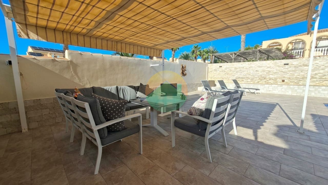3 slaapkamer Villa te koop in Camposol met zwembad garage - € 329.995 (Ref: 10136305)