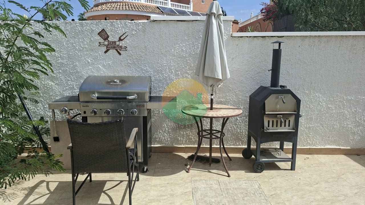 3 sypialnia Willa na sprzedaż w Camposol z basenem garażem - 329 995 € (Ref: 10136394)