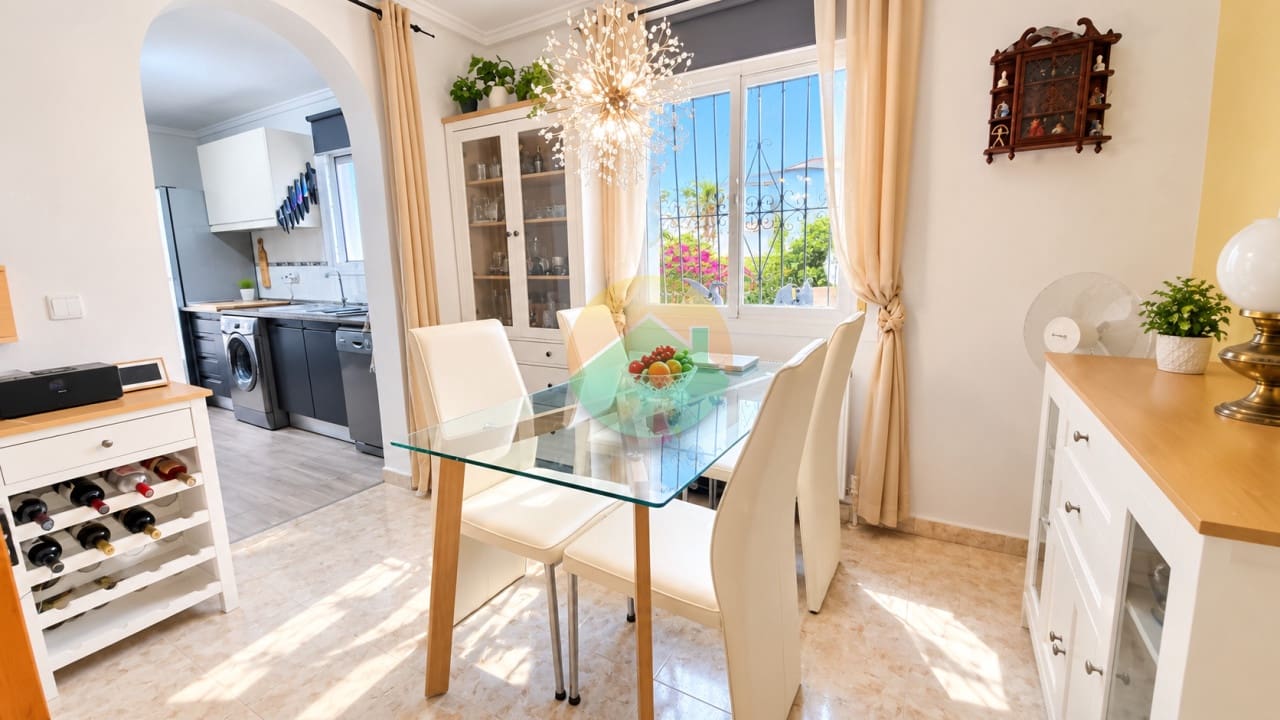 3 sypialnia Willa na sprzedaż w Camposol z basenem garażem - 329 995 € (Ref: 10136394)