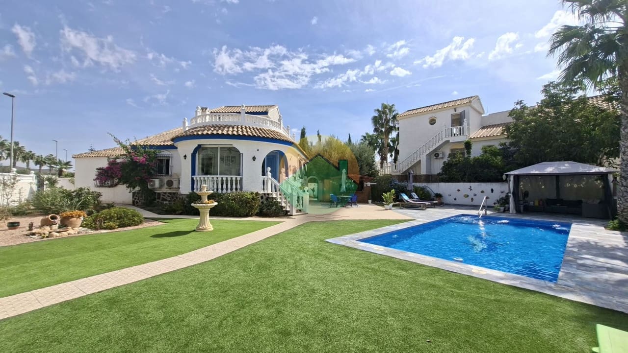 3 sypialnia Willa na sprzedaż w Camposol z basenem garażem - 329 995 € (Ref: 10136394)