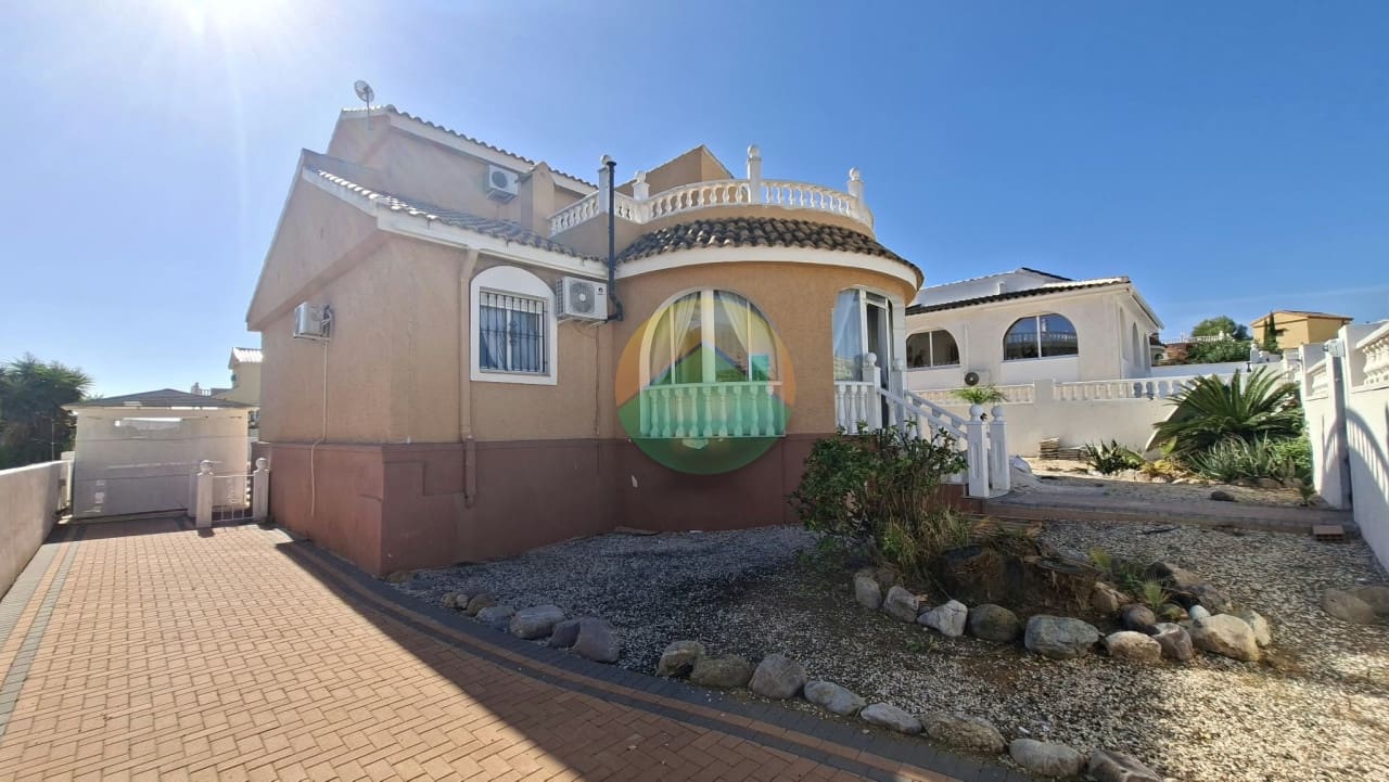 4 sypialnia Willa na sprzedaż w Camposol z basenem garażem - 274 995 € (Ref: 10140291)