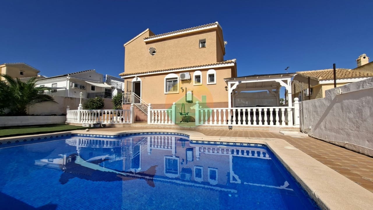 4 sypialnia Willa na sprzedaż w Camposol z basenem garażem - 274 995 € (Ref: 10140291)