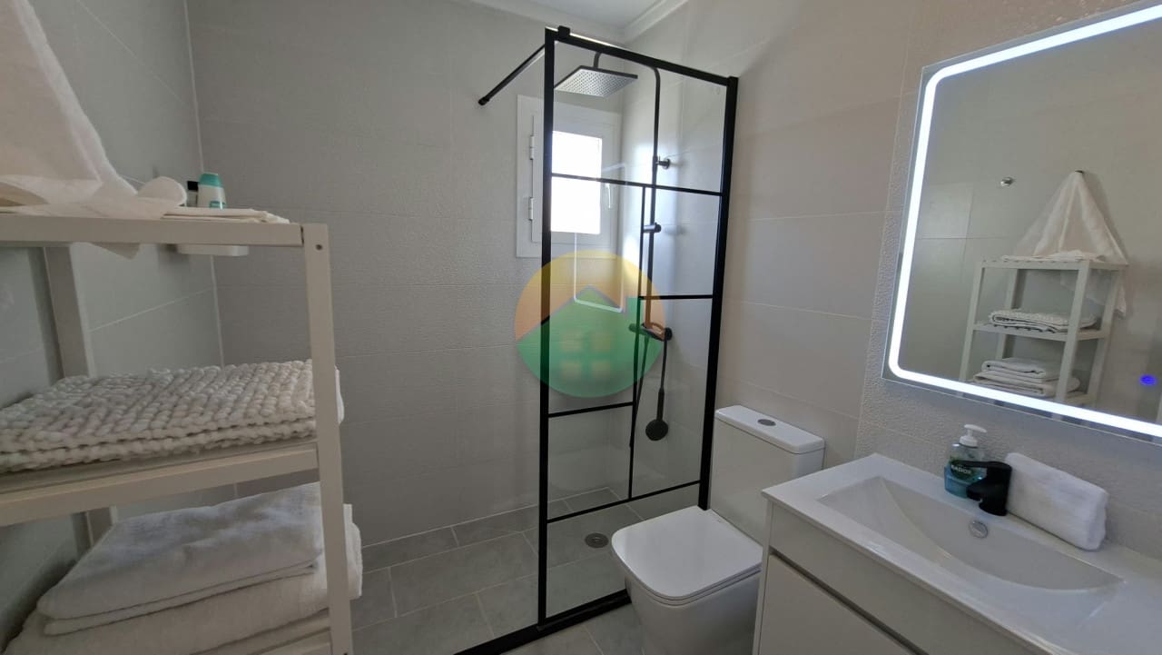 2 soveværelse Villa til salg i Camposol med swimmingpool garage - € 175.000 (Ref: 10154071)