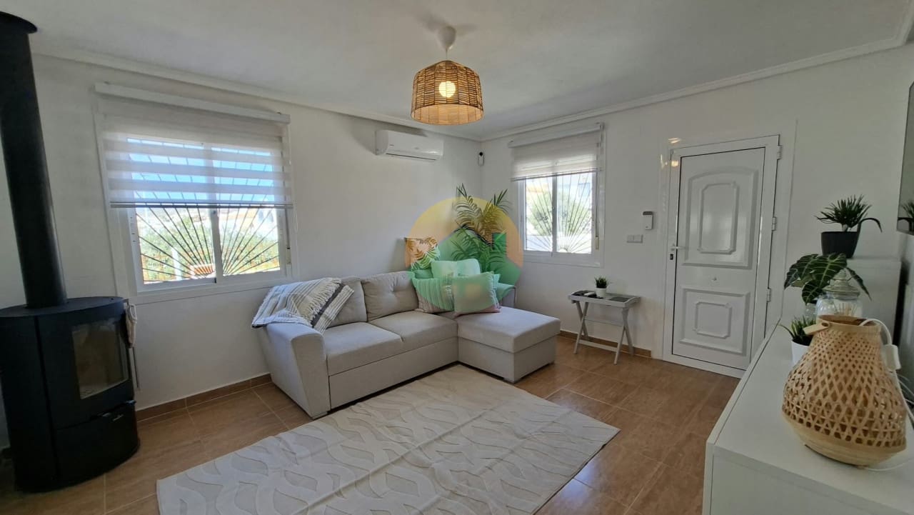 2 soveværelse Villa til salg i Camposol med swimmingpool garage - € 175.000 (Ref: 10154071)
