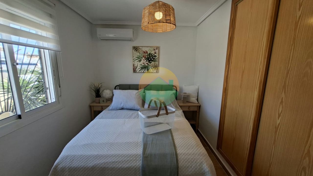 2 soveværelse Villa til salg i Camposol med swimmingpool garage - € 175.000 (Ref: 10154071)