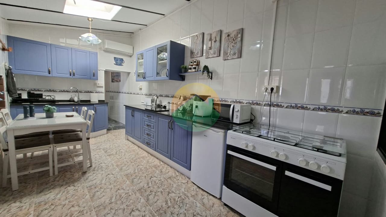 3 slaapkamer Rijtjeshuis te koop in Los Almagros met garage - € 169.995 (Ref: 10154304)