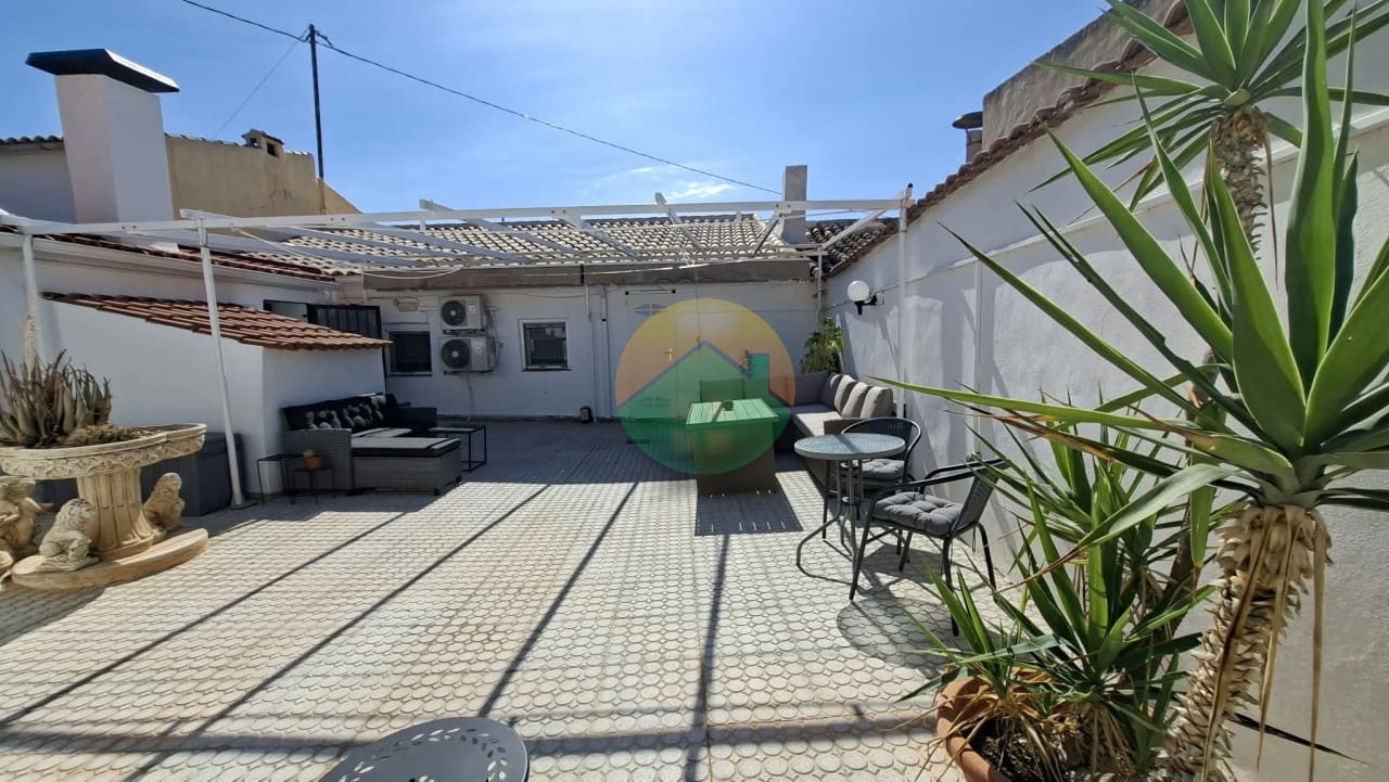 3 slaapkamer Rijtjeshuis te koop in Los Almagros met garage - € 169.995 (Ref: 10154304)