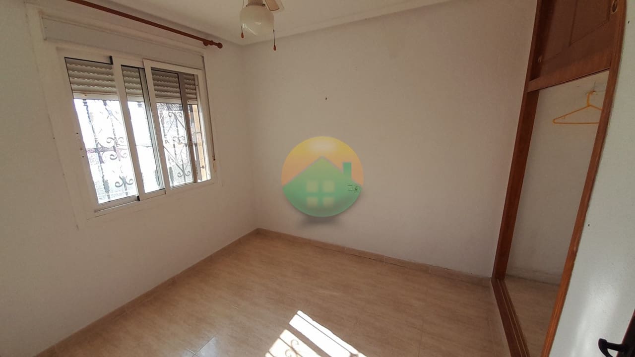 2 bedroom Villa for sale in Camposol with pool garage - € 175,000 (Ref: 10167422)