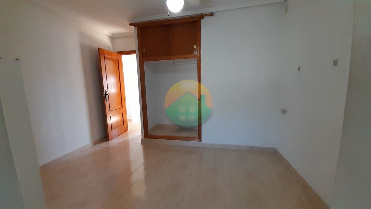2 bedroom Villa for sale in Camposol with pool garage - € 175,000 (Ref: 10167422)