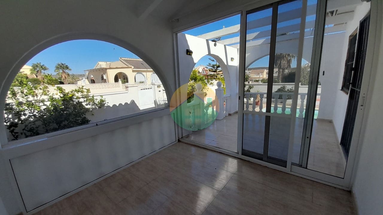 2 bedroom Villa for sale in Camposol with pool garage - € 175,000 (Ref: 10167422)
