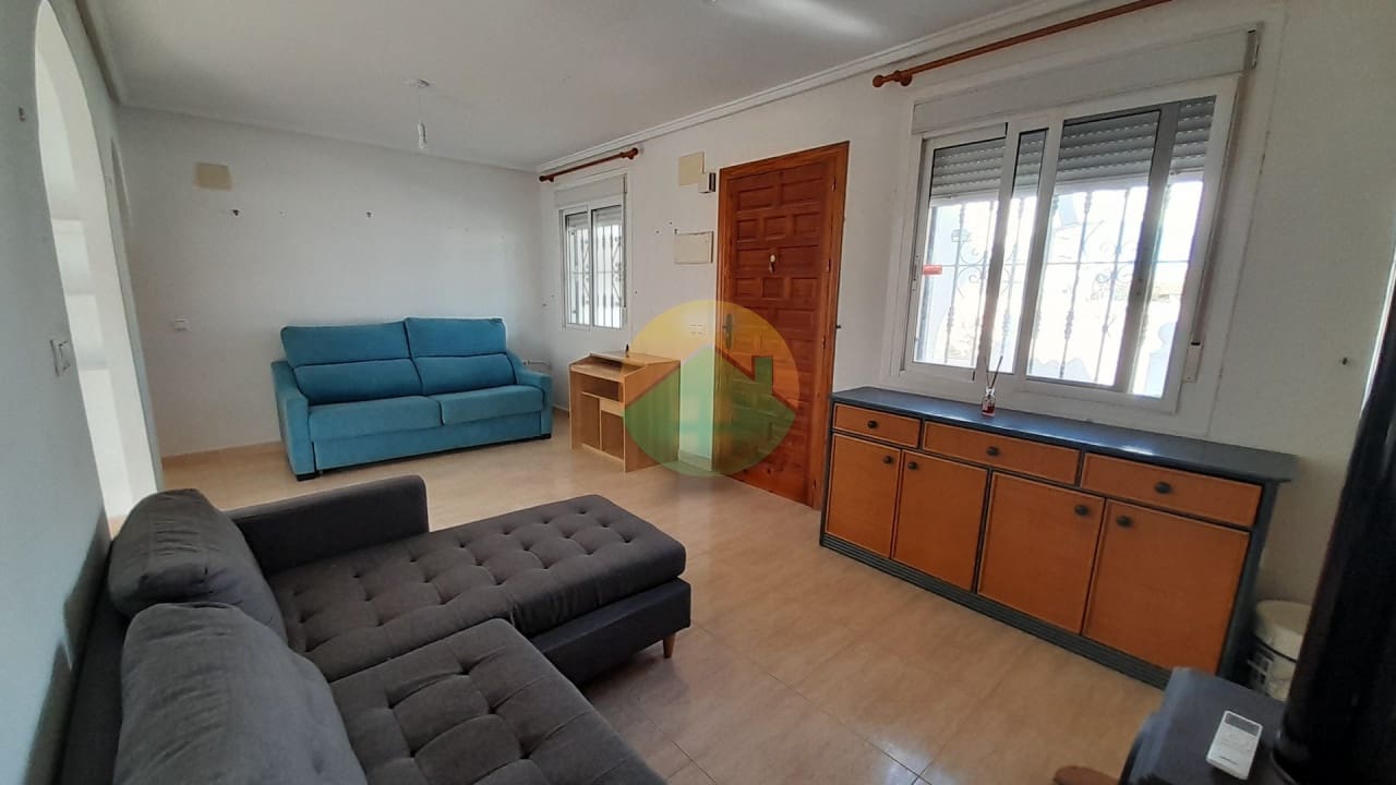2 bedroom Villa for sale in Camposol with pool garage - € 175,000 (Ref: 10167422)