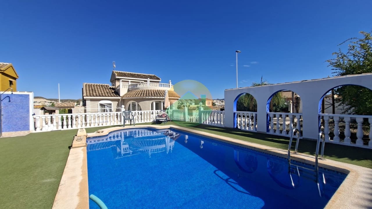 Chalet de 3 habitaciones en Camposol en venta con piscina garaje - 259.995 € (Ref: 10169154)