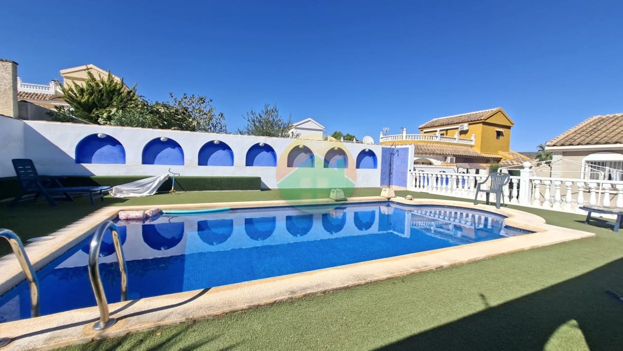 Chalet de 3 habitaciones en Camposol en venta con piscina garaje - 259.995 € (Ref: 10169154)