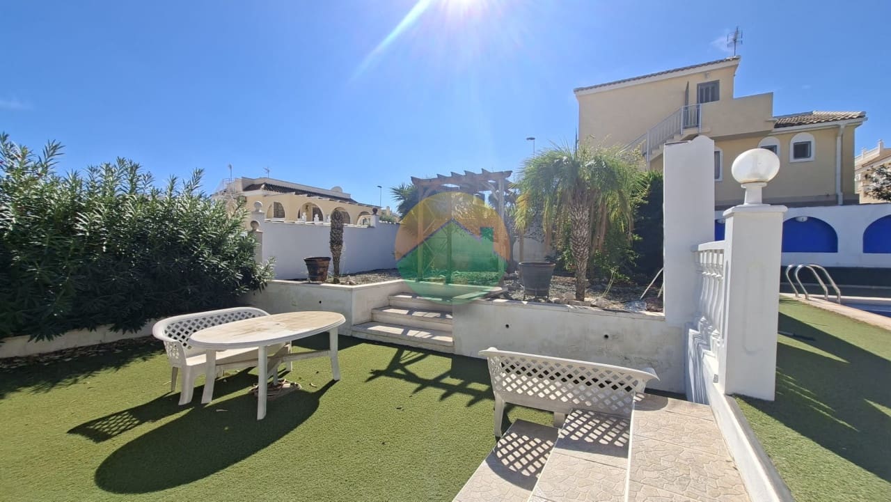Chalet de 3 habitaciones en Camposol en venta con piscina garaje - 259.995 € (Ref: 10169154)