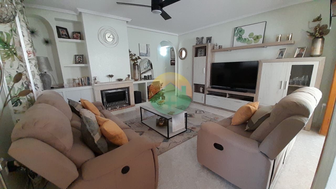 2 soverom Villa til salgs i Camposol med svømmebasseng garasje - € 239 995 (Ref: 10179358)