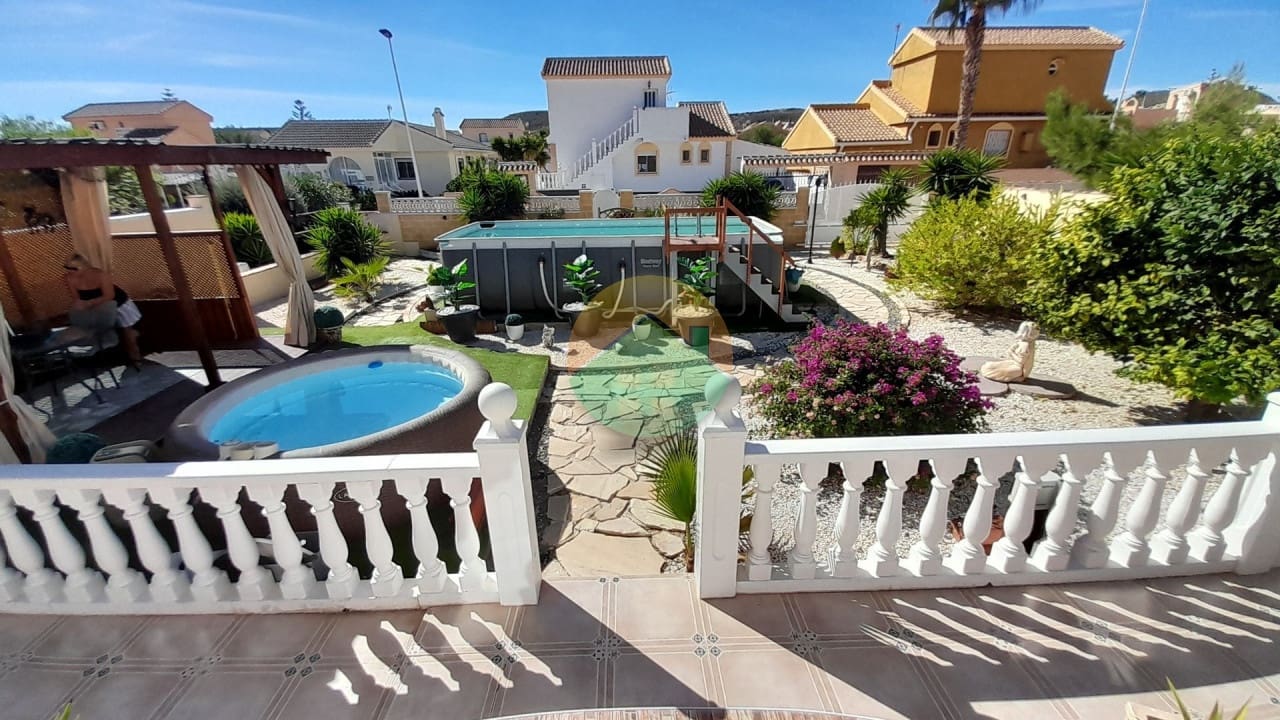 2 soverom Villa til salgs i Camposol med svømmebasseng garasje - € 239 995 (Ref: 10179358)