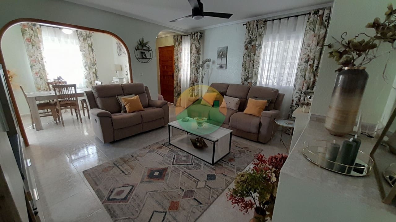 2 soverom Villa til salgs i Camposol med svømmebasseng garasje - € 239 995 (Ref: 10179358)