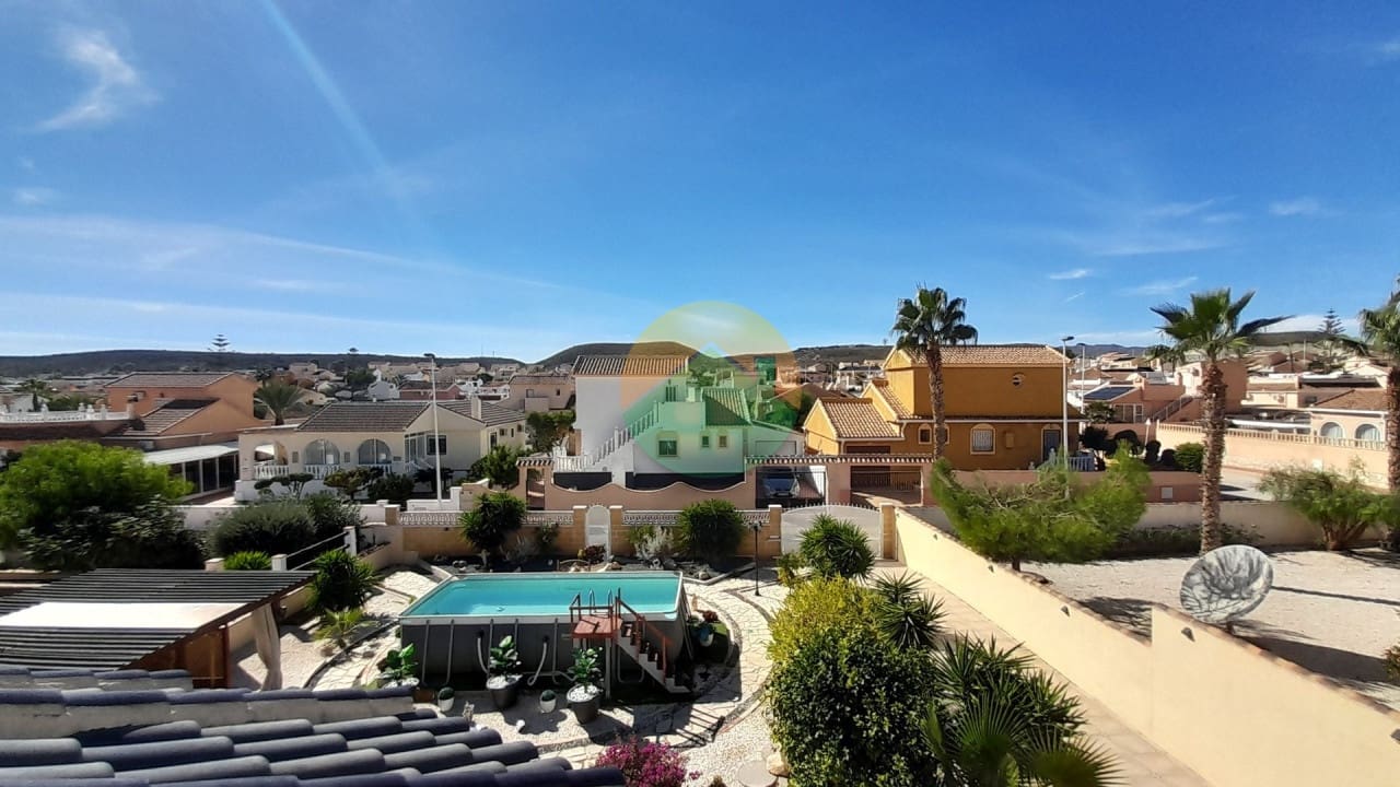 2 soverom Villa til salgs i Camposol med svømmebasseng garasje - € 239 995 (Ref: 10179358)