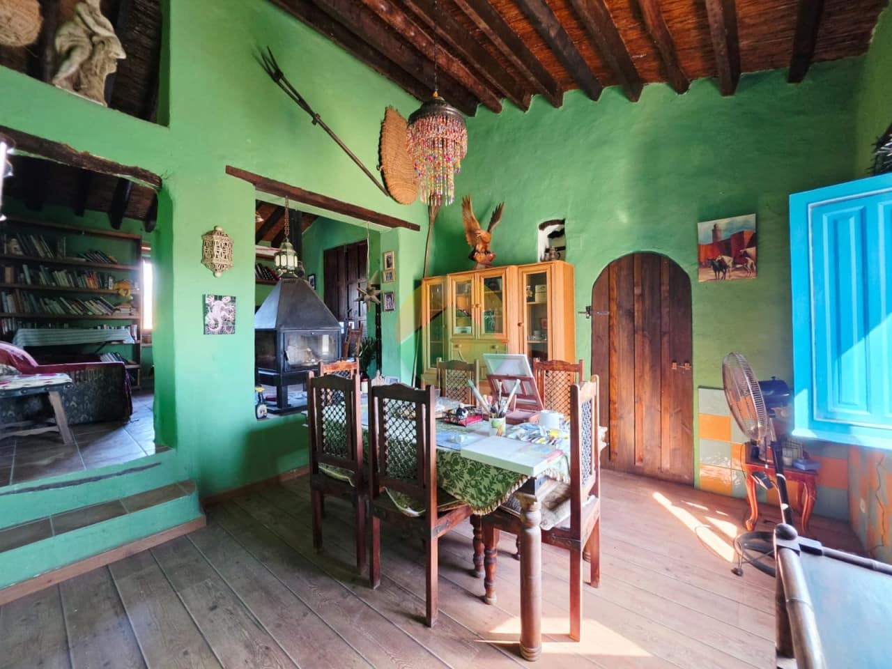3 sypialnia Dom blizniak na sprzedaż w Leiva z basenem garażem - 279 900 € (Ref: 10179471)