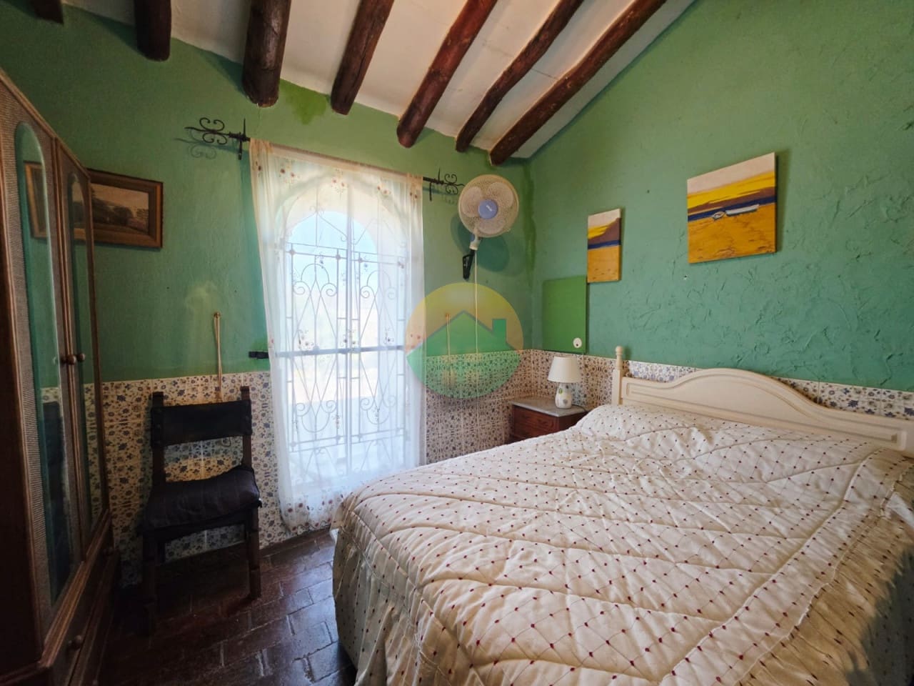 3 sypialnia Dom blizniak na sprzedaż w Leiva z basenem garażem - 279 900 € (Ref: 10179471)