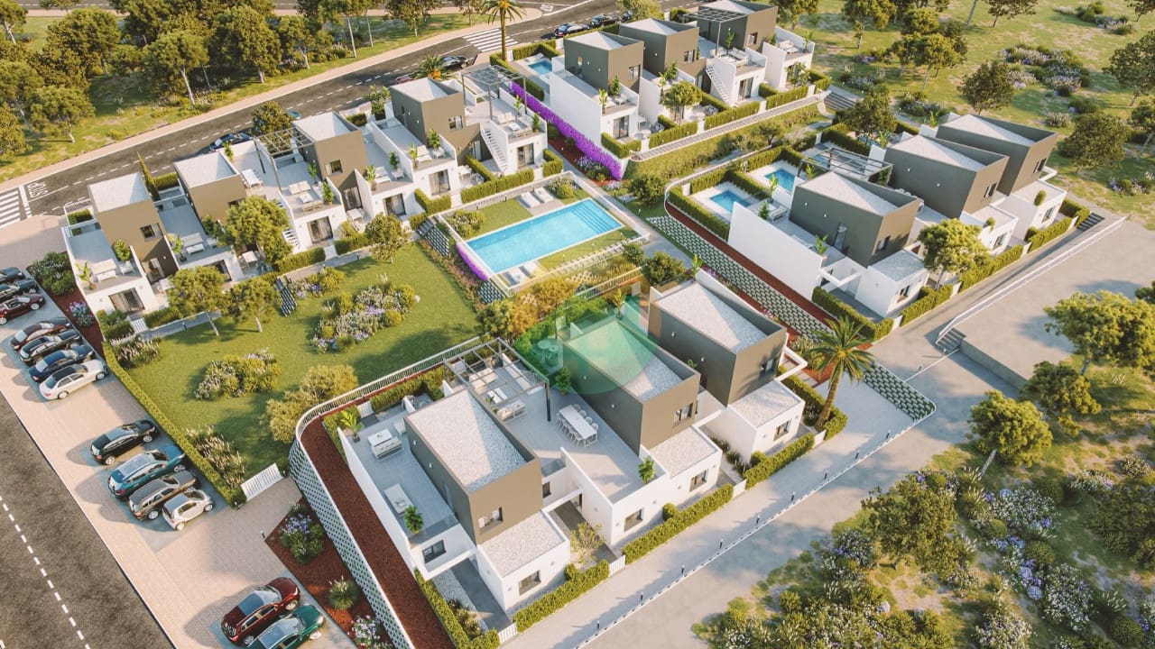 2 soveværelse Semi-Rækkehus til salg i Banos y Mendigo med swimmingpool - € 229.000 (Ref: 6810675)
